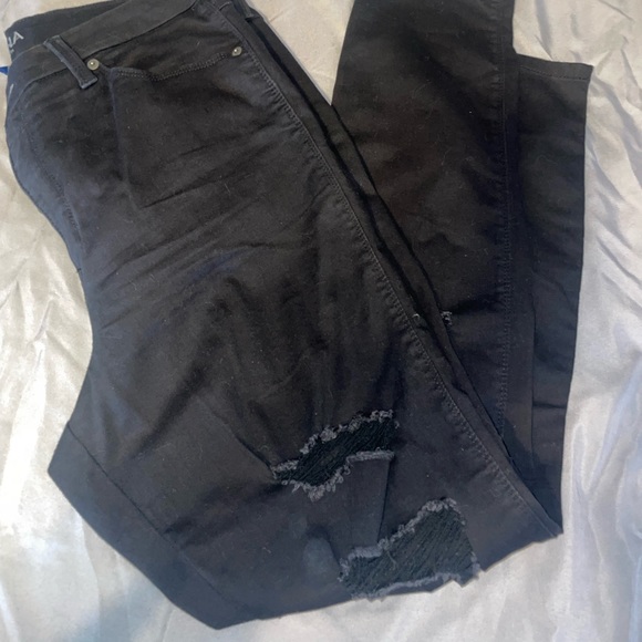 Arizona Juniors distressed Jeans , High Waisted Size 15 - Picture 2 of 7